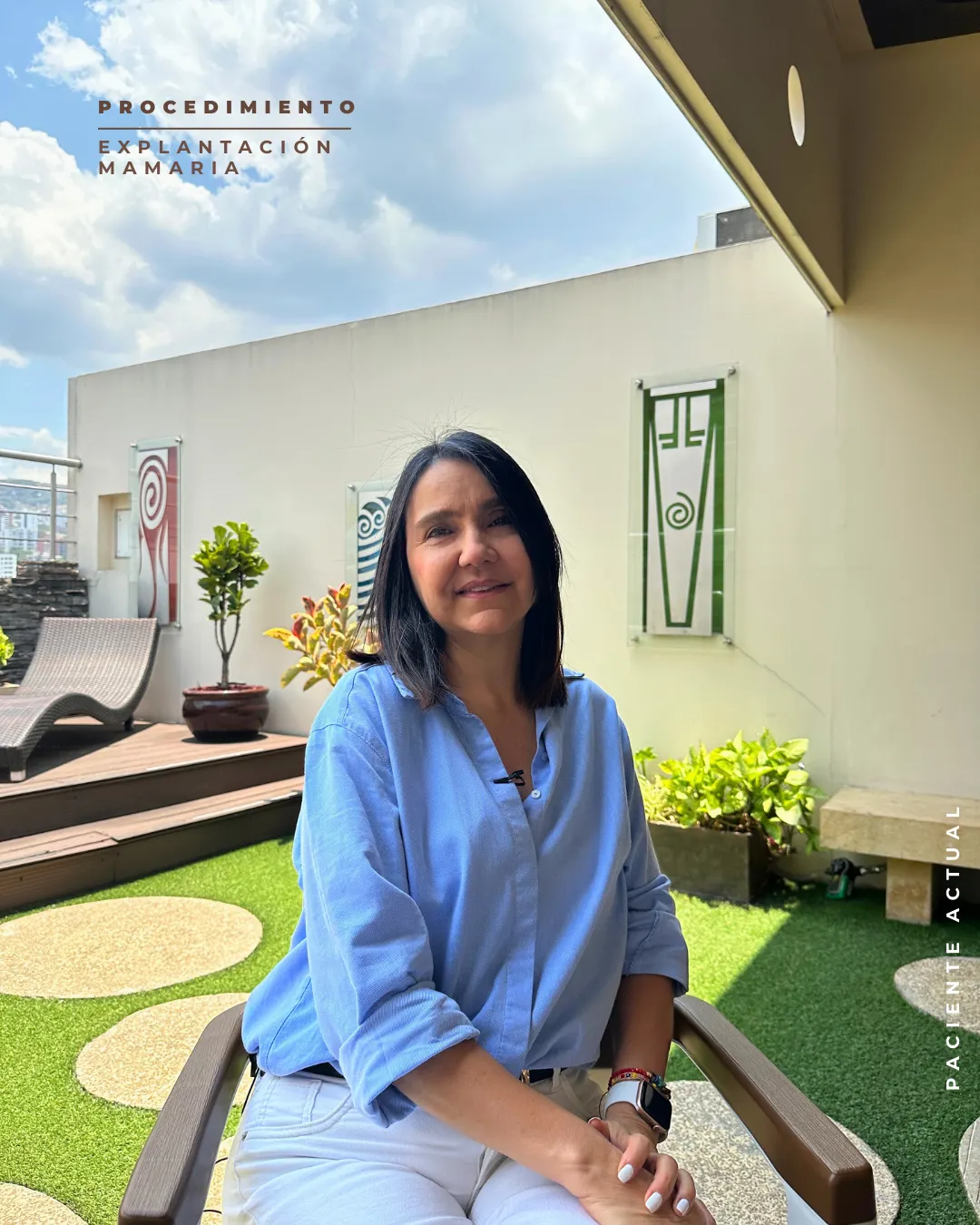 Testimonio Paciente 02 Explantación Mamaria Cali - Dr. Jaime Arias Fotografía de paciente satisfecha en Cali, Colombia, después de su cirugía de explantación mamaria. Muestra una imagen natural y saludable tras el retiro de implantes mamarios por el Dr. Jaime Arias.